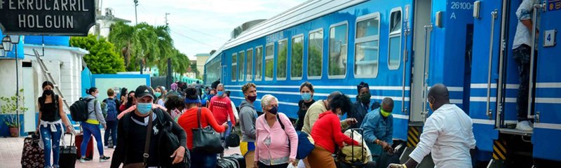 1019-holguin2.jpg